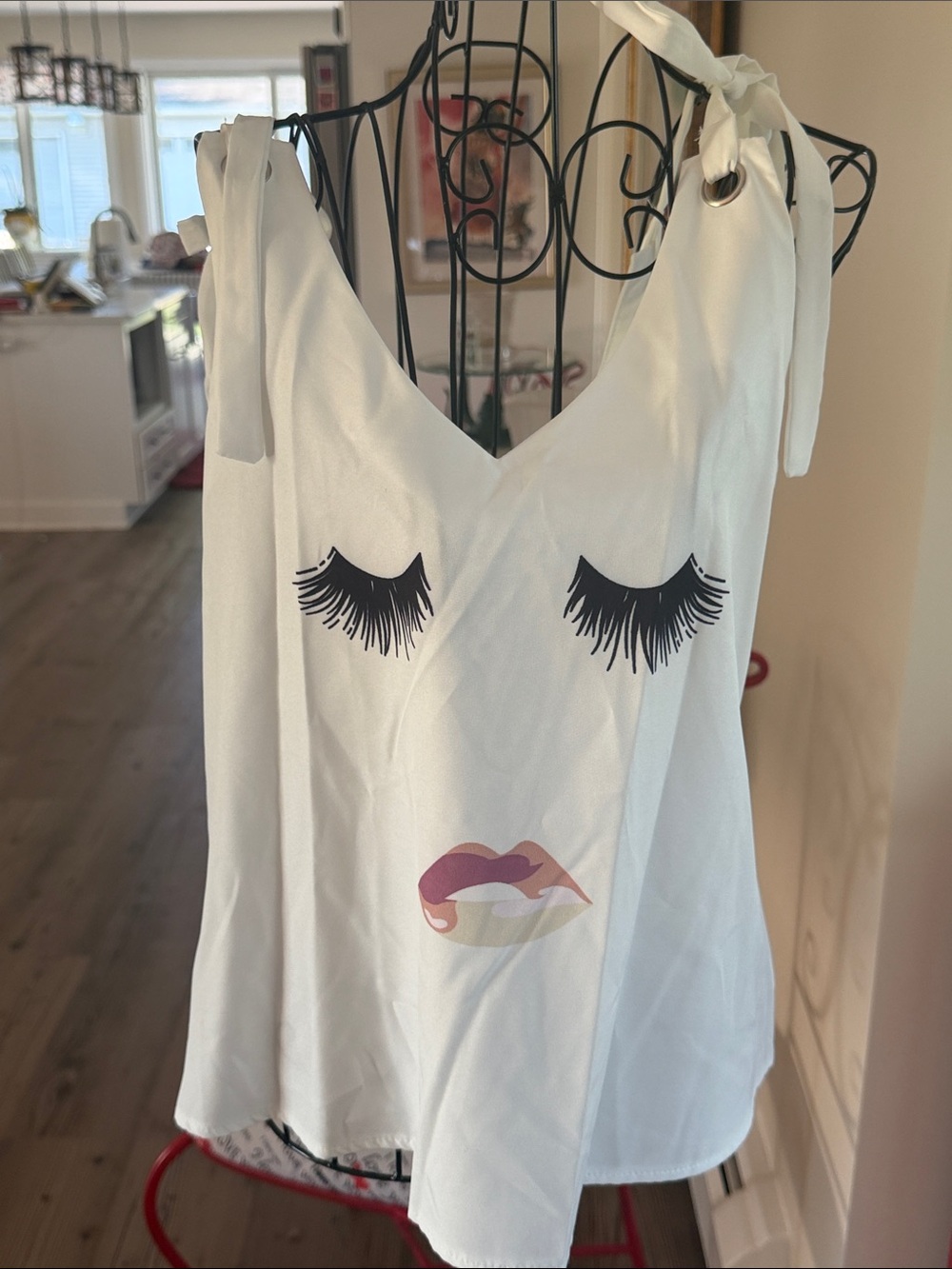 CBR White Tie-Shoulder Graphic Tank with Eyelash and Lip Print